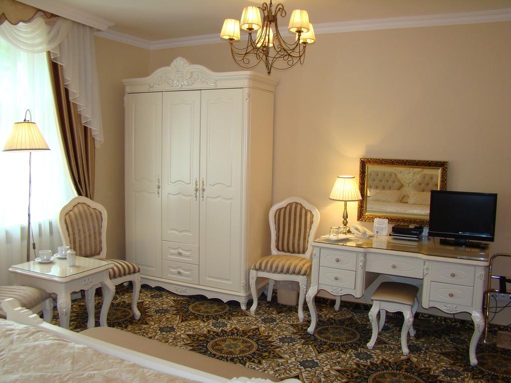 Hotel Saint Petersburg Karlovy Vary Luaran gambar