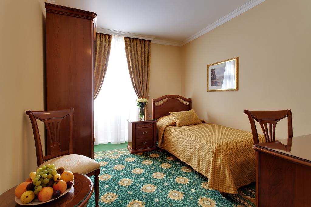 Hotel Saint Petersburg Karlovy Vary Luaran gambar