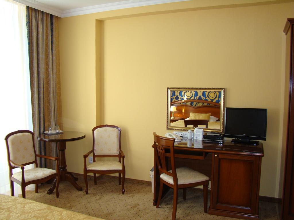 Hotel Saint Petersburg Karlovy Vary Luaran gambar