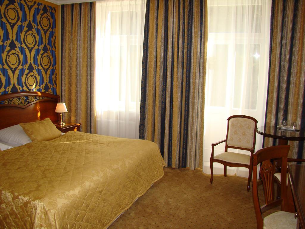 Hotel Saint Petersburg Karlovy Vary Luaran gambar