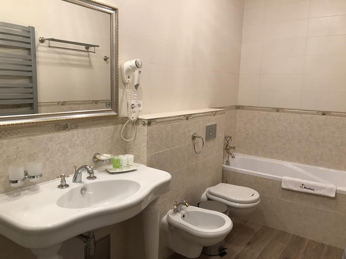 Hotel Saint Petersburg Karlovy Vary Luaran gambar